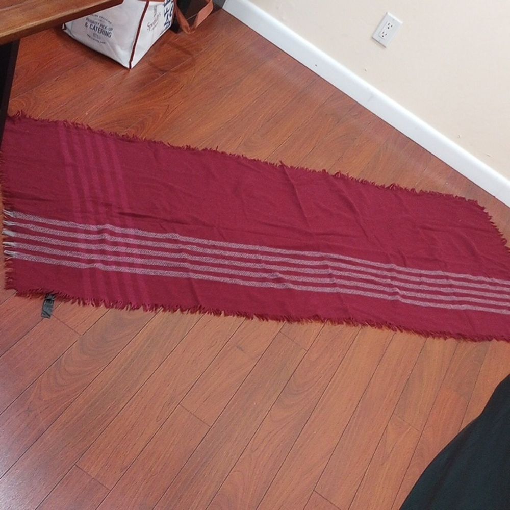 Eileen Fisher Burgundy Fringed Wool Blend Wrap/Shawl, OS - Picture 6 of 8